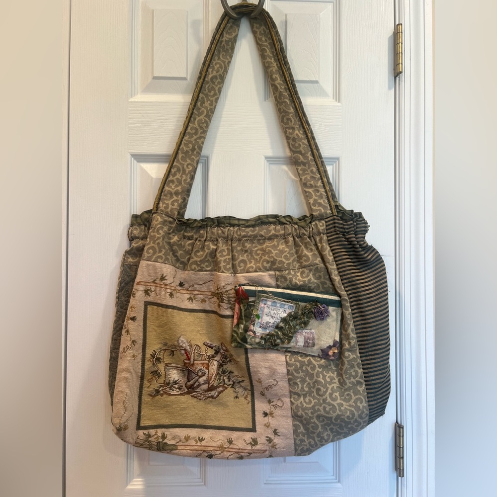 Needle Point, Jacquard and Tapestry Garden Theme Bag